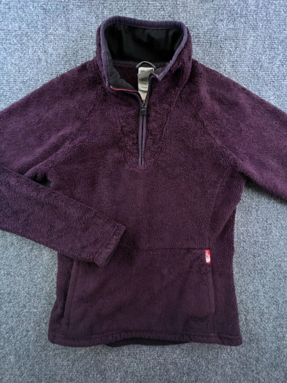 The North Face XS Women’s Fuzzy Fleece Long Sleeve Pullover 1/4 Zip Purple